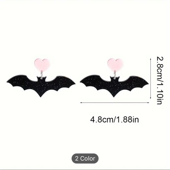 🎄3 for $23🎄Pink Heart Black Bat Earrings - Picture 3 of 3